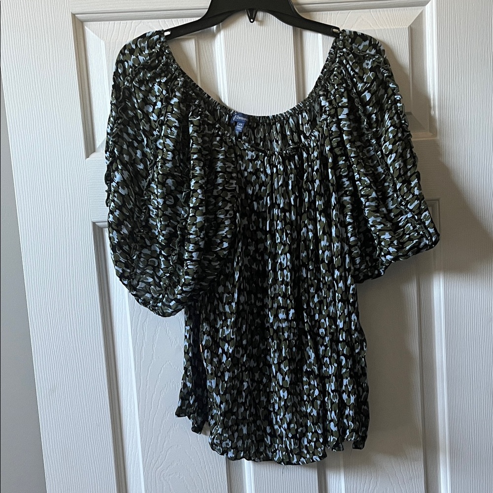 Democracy Puff Sleeve Blouse
